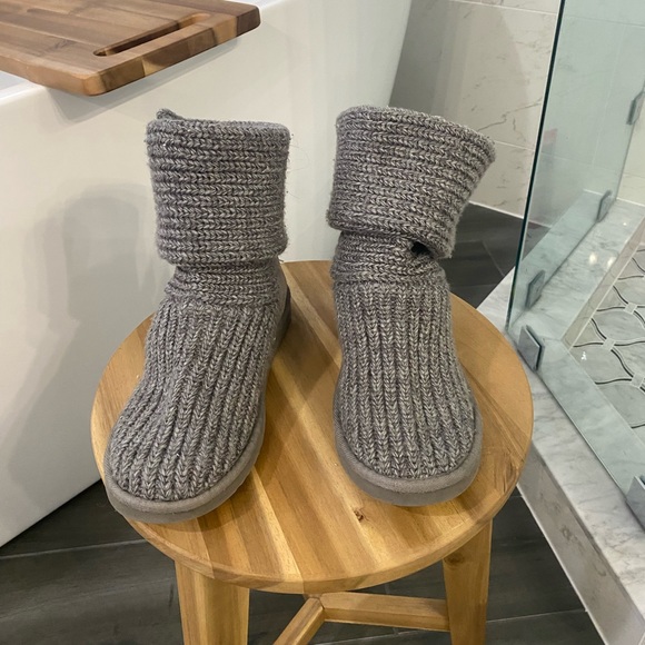 UGG Australia Classic Cardy Sweater Boots - Picture 3 of 9